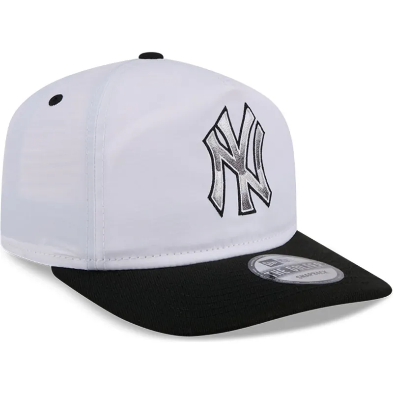 gebogene-weisse-und-schwarze-snapback-kappe-golfer-chrome-logo-von-new-york-yankees-mlb-von-new-era