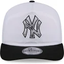 new-era-mlb-new-york-yankees-golfer-snapback-kappe-mit-gebogenem-schirm-in-weiss-und-schwarz-mit-chrome-logo