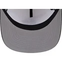gebogene-weisse-und-schwarze-snapback-kappe-golfer-chrome-logo-von-new-york-yankees-mlb-von-new-era