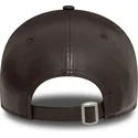 mutzen-gebogen-braun-verstellbares-band-9forty-midi-pu-der-new-york-yankees-mlb-von-new-era