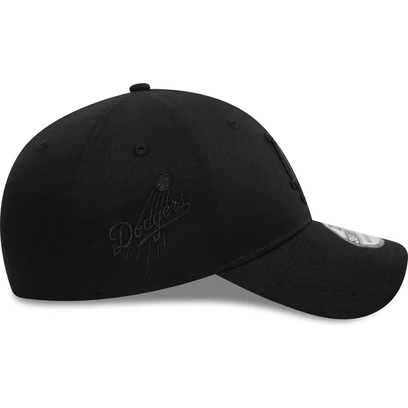 mutzen-gebogen-schwarz-angepasst-39thirty-monochrome-der-los-angeles-dodgers-mlb-von-new-era mutzen-gebogen-schwarz-angepasst-39thirty-monochrome-der-los-angeles-dodgers-mlb-von-new-era