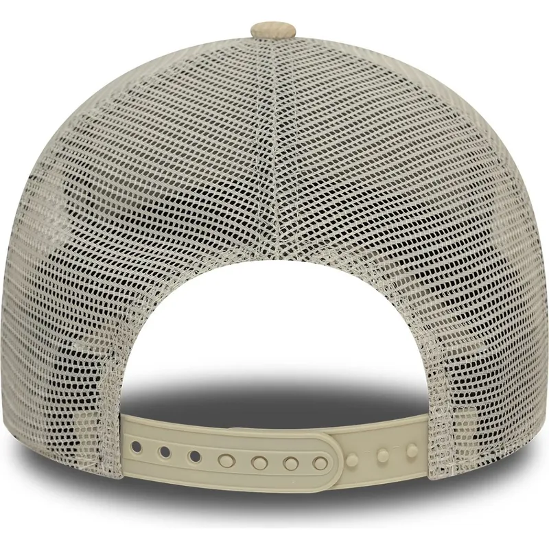 beige-9forty-a-frame-cord-graphic-trucker-cap-new-york-states-and-countries-von-new-era