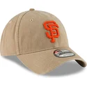 beige-verstellbare-9twenty-core-classic-kappe-der-san-francisco-giants-mlb-von-new-era