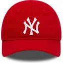 new-era-curved-brim-youth-9forty-league-essential-inf-new-york-yankees-mlb-red-adjustable-cap