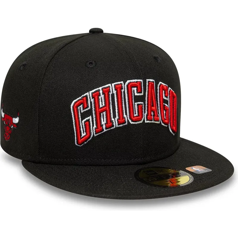 schwarze-enganliegende-59fifty-statement-flat-cap-der-chicago-bulls-nba-von-new-era