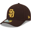 braune-gebogene-snapback-kappe-9forty-m-crown-player-replica-der-san-diego-padres-mlb-von-new-era