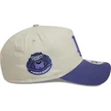 beige-und-violette-gebogene-snapback-kappe-mit-violettem-logo-9forty-a-frame-world-series-patch-der-los-angeles-dodgers-mlb-von-