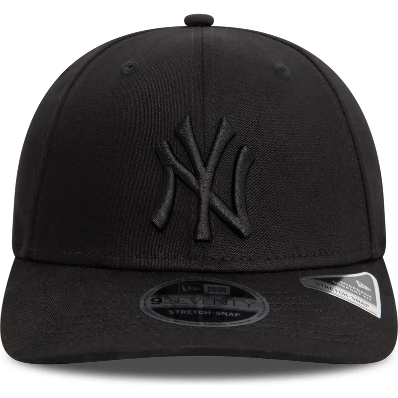 schwarze-gebogene-snapback-kappe-mit-schwarzem-logo-9seventy-stretch-snap-der-new-york-yankees-mlb-von-new-era