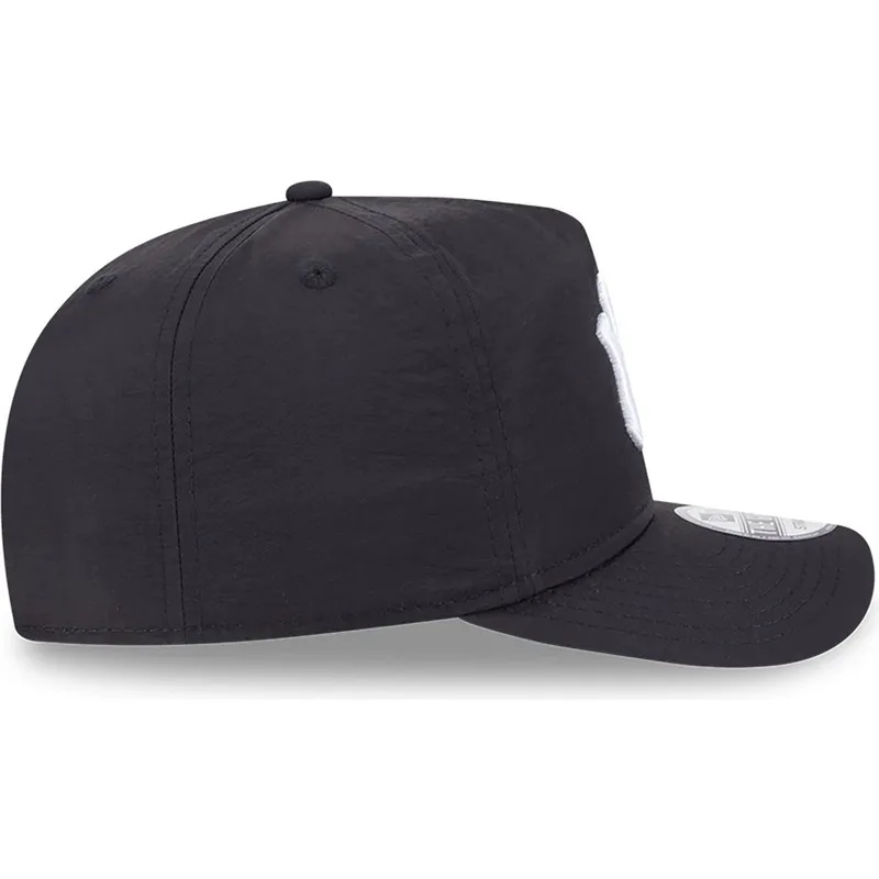 new-era-new-york-yankees-mlb-golfer-everyday-nylon-verstellbare-schwarze-kappe-mit-gebogenem-schirm