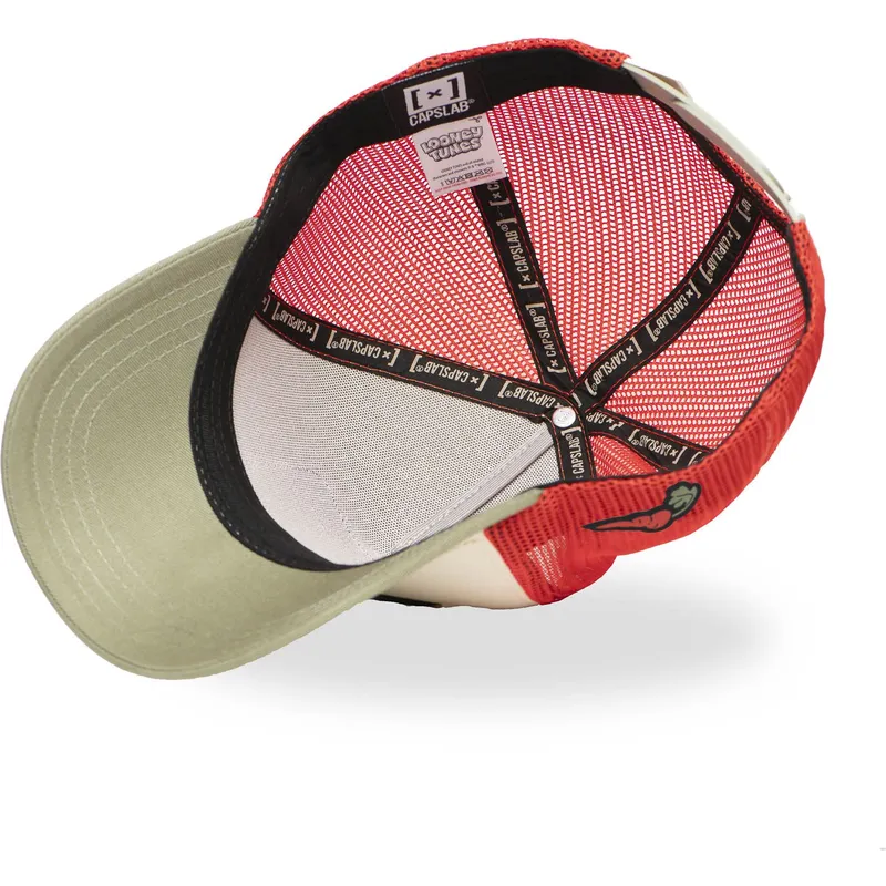 beige-rote-und-grune-trucker-kappe-bugs-bunny-loo11-bug1-looney-tunes-von-capslab