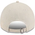 new-york-yankees-mlb-new-era-9twenty-linen-spring-training-fan-pack-2025-beige-verstellbare-kappe-mit-marineblauem-logo