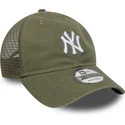 grune-9twenty-colour-pack-trucker-kappe-der-new-york-yankees-mlb-von-new-era