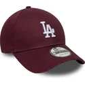 verstellbare-9forty-kappe-mit-gebogenem-schirm-in-weinrot-aus-dem-colour-pack-der-los-angeles-dodgers-mlb-von-new-era
