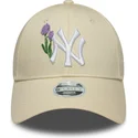 beige-verstellbare-damen-cap-9forty-beaded-der-new-york-yankees-mlb-von-new-era