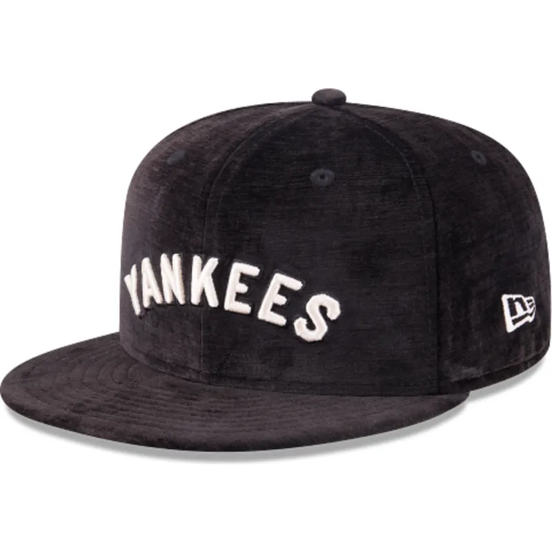schwarze-enganliegende-59fifty-day-flatcap-der-new-york-yankees-mlb-von-new-era