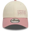 verstellbare-9forty-contrast-beige-rosa-kappe-von-red-bull-racing-formula-1-von-new-era