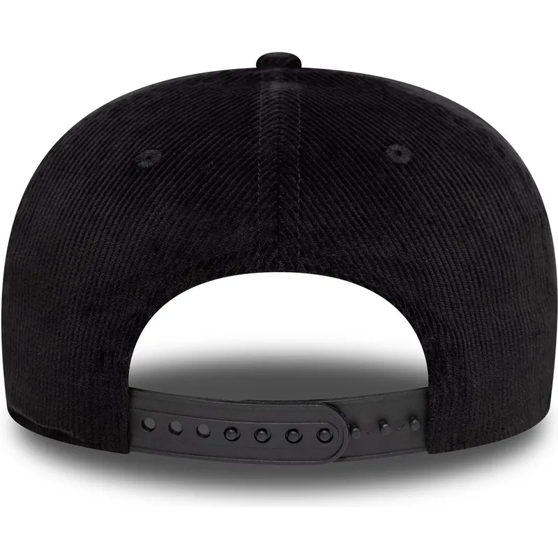 schwarze-gebogene-snapback-kappe-9fifty-cord-precurved-von-mclaren-racing-formula-1-von-new-era