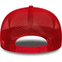 rote-flache-trucker-kappe-golfer-international-series-games-2024-der-kansas-city-chiefs-nfl-von-new-era