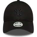 schwarze-verstellbare-gebogene-kappe-fur-damen-mit-schwarzem-logo-9twenty-bow-back-der-new-york-yankees-mlb-von-new-era
