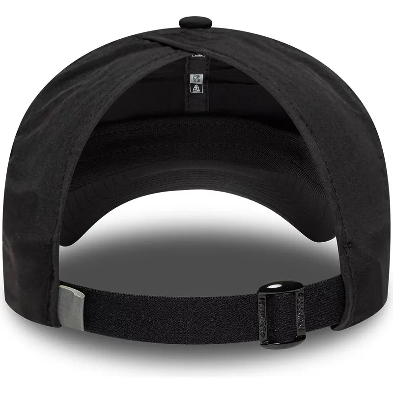 schwarze-verstellbare-damenkappe-mit-gebogenem-schirm-und-offenem-ruckenteil-fur-pferdeschwanz-von-new-era