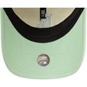 beige-und-grune-verstellbare-curved-cap-fur-damen-9twenty-world-series-cooperstown-der-los-angeles-dodgers-mlb-von-new-era