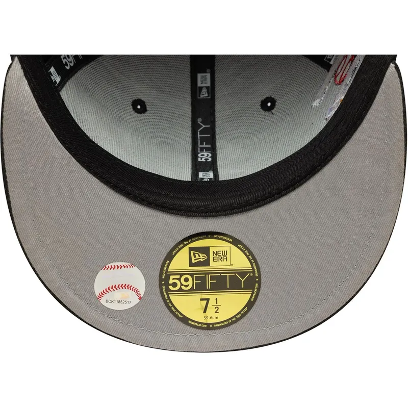 schwarze-enganliegende-59fifty-all-over-flat-cap-der-chicago-white-sox-mlb-von-new-era