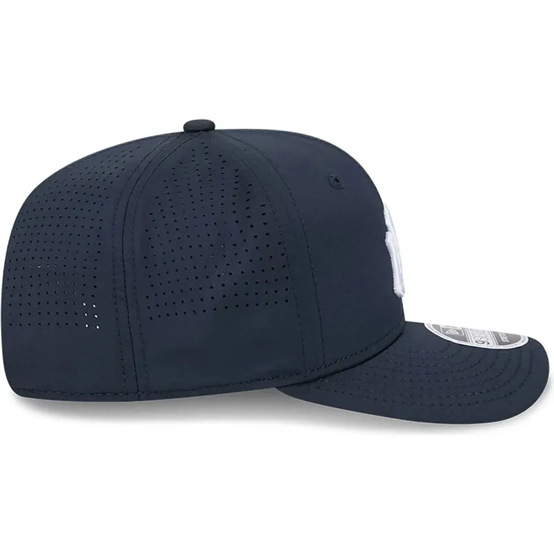 dunkelblaue-gebogene-snapback-kappe-9seventy-stretch-snap-perf-der-new-york-yankees-mlb-von-new-era dunkelblaue-gebogene-snapback-kappe-9seventy-stretch-snap-perf-der-new-york-yankees-mlb-von-new-era
