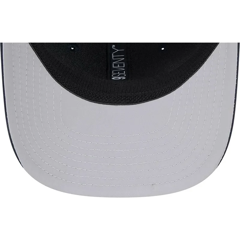 dunkelblaue-gebogene-snapback-kappe-9seventy-stretch-snap-perf-der-new-york-yankees-mlb-von-new-era dunkelblaue-gebogene-snapback-kappe-9seventy-stretch-snap-perf-der-new-york-yankees-mlb-von-new-era