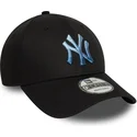schwarze-verstellbare-curved-cap-mit-blauem-logo-9forty-ombre-infill-der-new-york-yankees-mlb-von-new-era