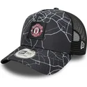 schwarze-trucker-cap-a-frame-all-over-print-von-manchester-united-football-club-premier-league-von-new-era