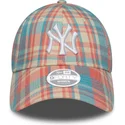 verstellbare-9forty-check-kappe-fur-damen-in-rosa-und-blau-mit-gebogenem-schirm-new-york-yankees-mlb-von-new-era