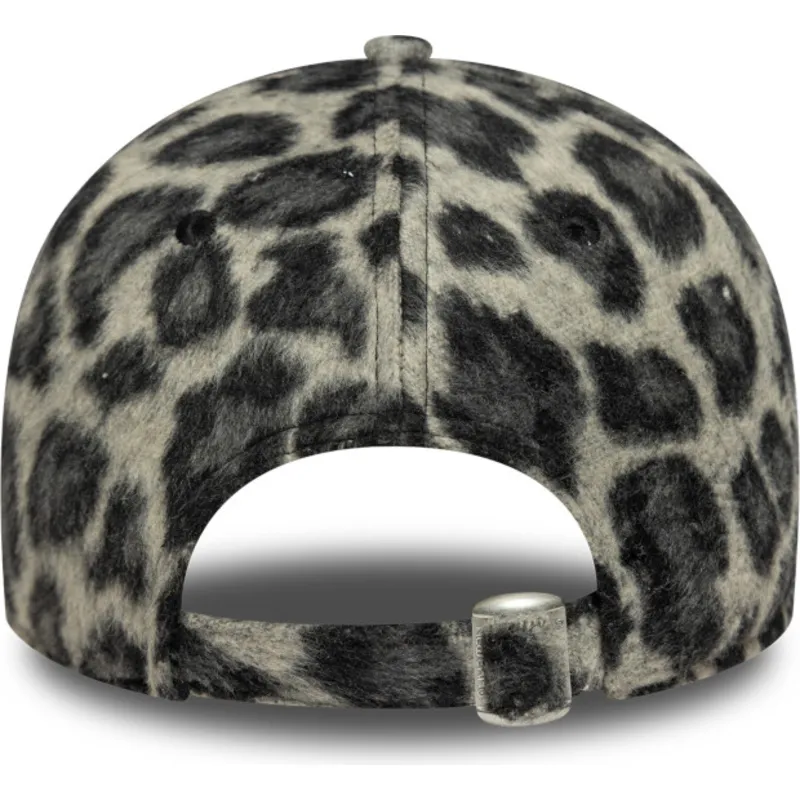 schwarze-verstellbare-curved-cap-fur-damen-9forty-cosy-animal-der-los-angeles-dodgers-mlb-von-new-era