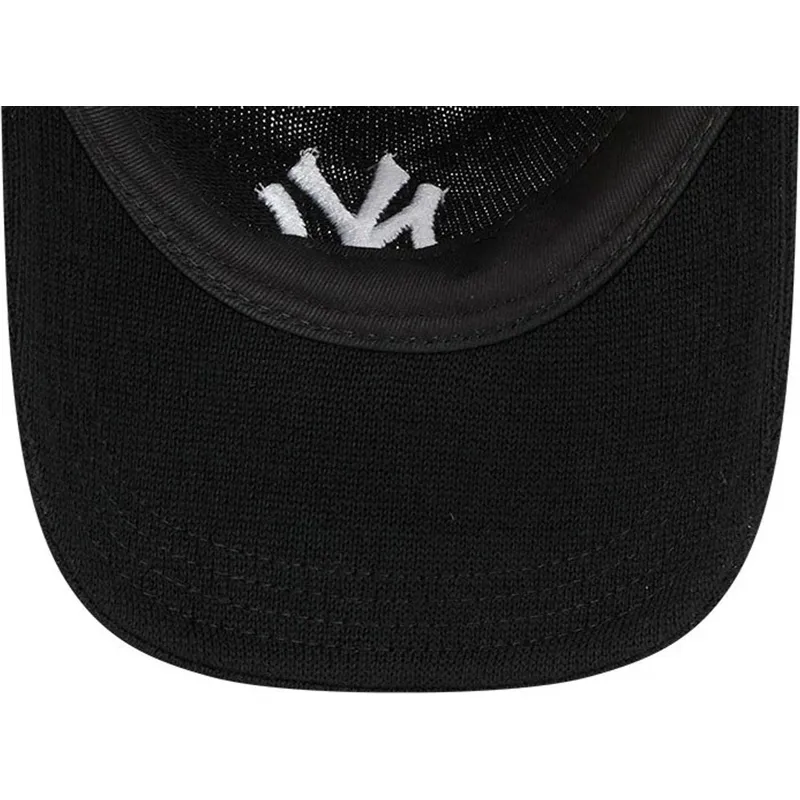 schwarze-verstellbare-curved-cap-9twenty-merino-wool-yarn-der-new-york-yankees-mlb-von-new-era