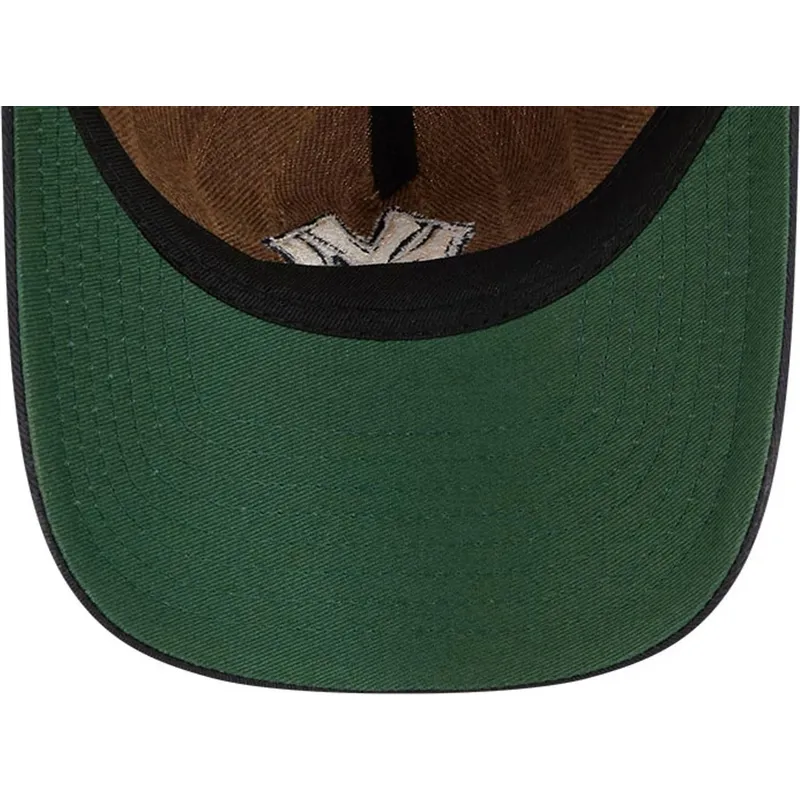 braune-und-marineblaue-verstellbare-curved-cap-9twenty-a-frame-wool-pinstripe-der-new-york-yankees-mlb-von-new-era