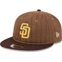 braune-verstellbare-flache-9fifty-retro-crown-wool-pinstripe-kappe-der-san-diego-padres-mlb-von-new-era