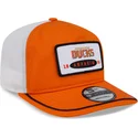 orangene-und-weisse-gebogene-snapback-kappe-19twenty-embroidered-patch-der-anaheim-ducks-nhl-von-new-era