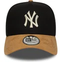 schwarze-und-braune-gebogene-snapback-kappe-9forty-e-frame-suede-visor-der-new-york-yankees-mlb-von-new-era