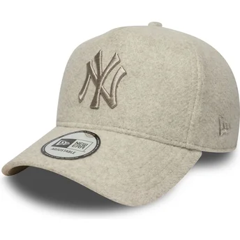 Beige gebogene Snapback-Kappe mit beigem Logo 9FORTY E Frame Melton der New York Yankees MLB von New Era