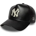 verstellbare-schwarze-gebogene-kappe-9forty-e-frame-img-leather-der-new-york-yankees-mlb-von-new-era