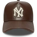 new-era-new-york-yankees-mlb-9forty-e-frame-img-leather-verstellbare-braune-kappe-mit-gebogenem-schirm