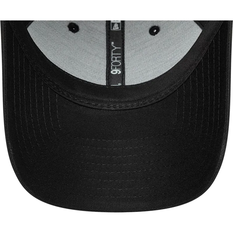 schwarze-verstellbare-curved-cap-von-fc-barcelona-laliga-9forty-gold-von-new-era