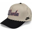 nike-mlb-atlanta-braves-rise-structured-snapback-kappe-in-beige-und-schwarz