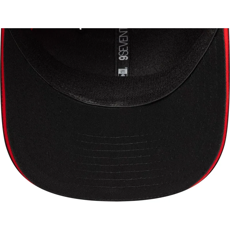 schwarze-und-rote-gebogene-kappe-snapback-9seventy-stretch-snap-print-von-ducati-motor-motogp-von-new-era