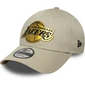 new-era-curved-brim-9forty-metallic-los-angeles-lakers-nba-beige-snapback-cap