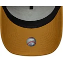 new-era-curved-brim-9forty-e-frame-league-essential-new-york-yankees-mlb-brown-snapback-cap