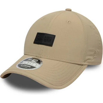 Beige verstellbare Curved Cap 9FORTY M-Crown Sport von New Era