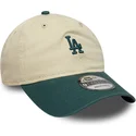 beige-und-grune-verstellbare-curved-cap-9twenty-mini-washed-der-los-angeles-dodgers-mlb-von-new-era