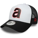 weisse-und-schwarze-e-frame-trucker-cap-von-aprilia-piaggio-von-new-era