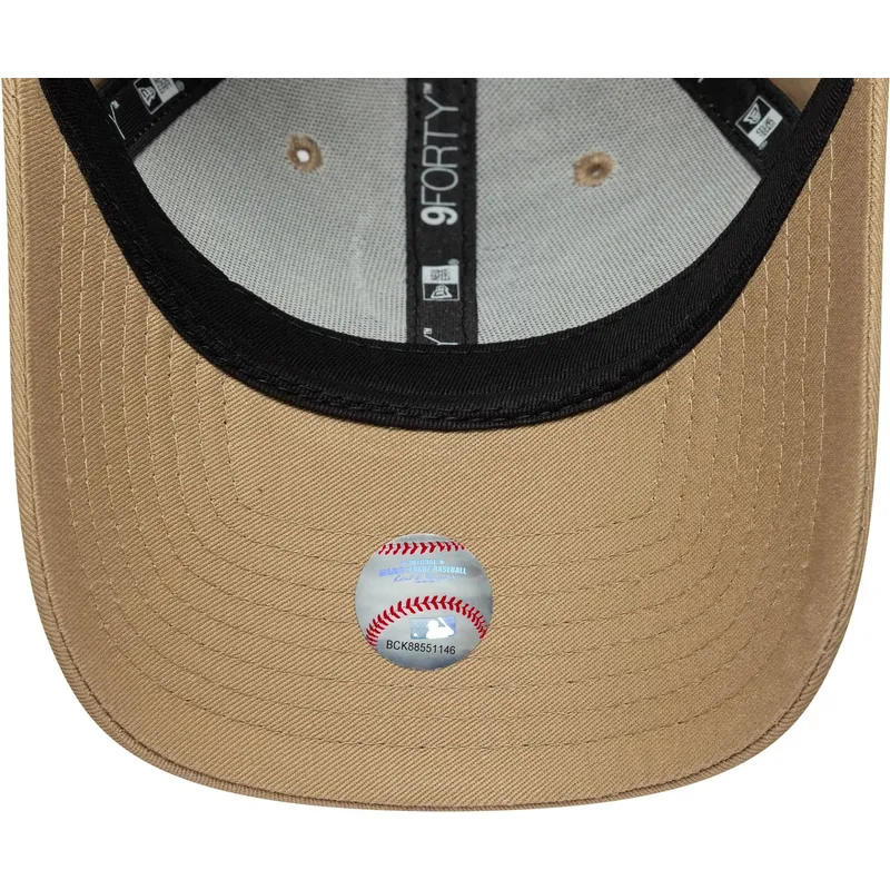 braune-verstellbare-curved-cap-mit-leoparden-logo-fur-damen-9forty-animal-infill-der-los-angeles-dodgers-mlb-von-new-era