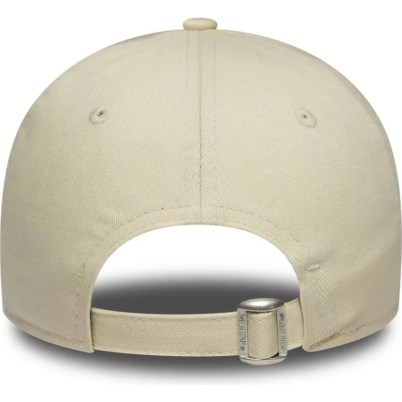 beige-verstellbare-curved-cap-mit-violettem-logo-fur-damen-9forty-metallic-logo-der-new-york-yankees-mlb-von-new-era